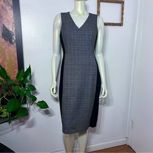 White House Black Market Sheath Dress Size 8 Two  Tone Back Zipper Lined LBD 8.